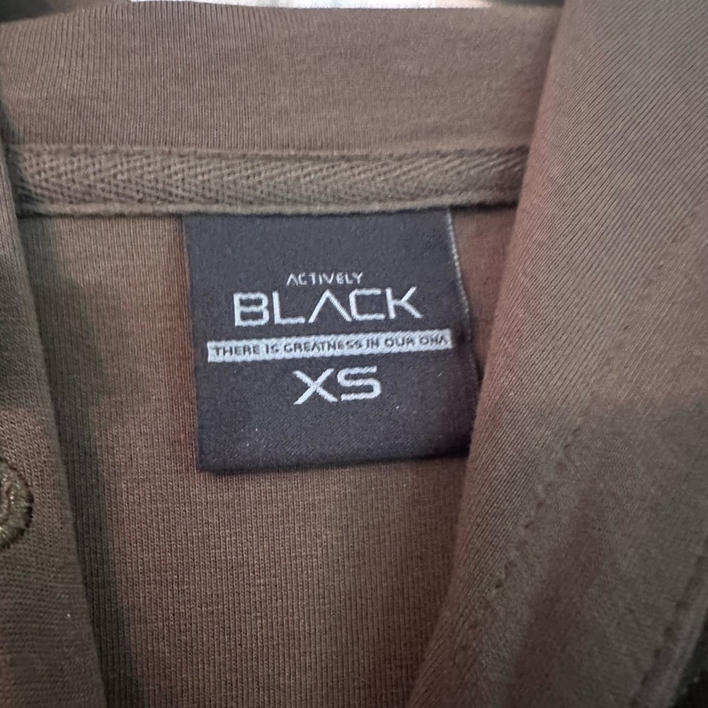 Actively Black Men's Hoodie View 5